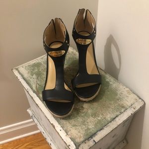 Black and gold wedges